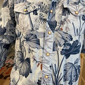 Tommy Bahama island button down
